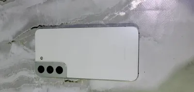 Samsung S22, 8/256 ГБ 1
