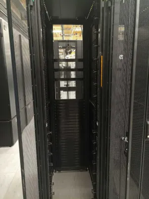 19” server shkaflari va stoykalarini o‘rnatish | To‘liq xizmat