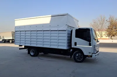 Продаётся бортовой кузов Isuzu 1