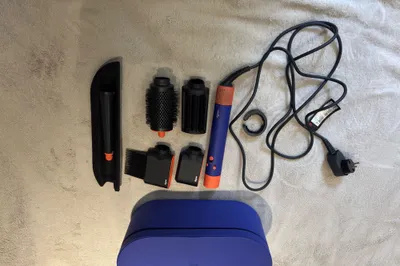 Dyson Airwrap HS08 1