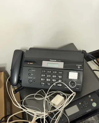 Faks telefoni sotiladi