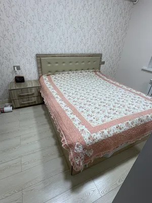 Ikki kishilik krovat matras va tumba bilan 1