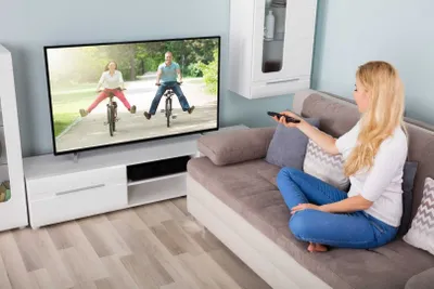 Телевизор Samsung 43-45 диагональ FullHD Android 11