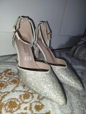 Туфли на каблуке