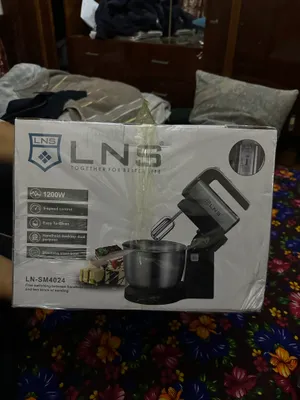 Mixer LN SM4024mixer sotiladi 1200W 1