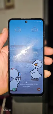 Продаётся телефон LG Q52 1