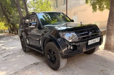 Продается Mitsubishi pajero 1