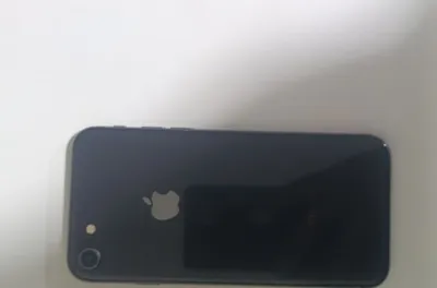 iPhone 8, состояние хорошее 1