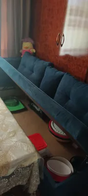 Devan 3ta yastiq 2ta pufigi bor 1