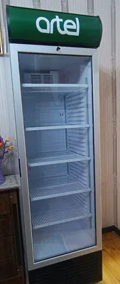Yangi xolodilnik, morozilnik sotiladi. Продается новый холодильник.
