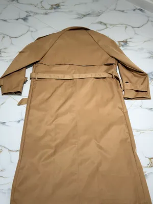Karamel-bej rangdagi trench 2