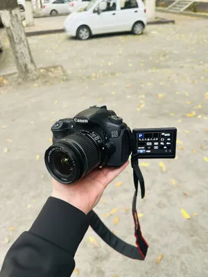 Canon 60D yangi kabi. Foto va video uchun professional kamera 1