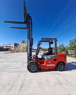 Toshkentda yangi DAGON dizel forkliftlari, Kara, 3–3,5 t 1