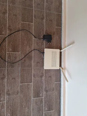 uztelcom rotir sotiladi aybi yoq ozim ishlatgan man bolshi 200min som