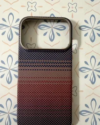 Iphone 17/18 pro чехол 1