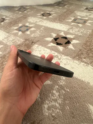 iPhone 15, 128 ГБ, чёрный, ёмкость аккумулятора 80% 1