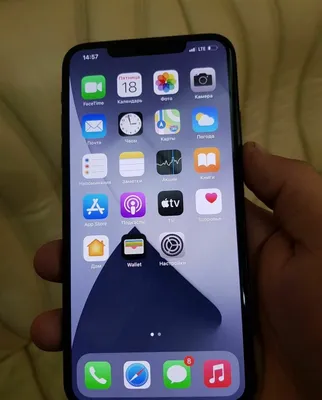 iPhone 11 Pro Max 256GB, идеальное состояние, срочно и дёшево... 1