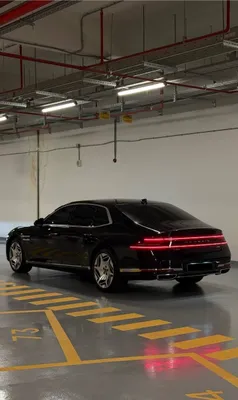 Genesis G90 2025/26 1