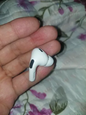 Apple AirPods Pro 2 (Правая сторона "R") 1