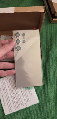 Samsung S24 Ultra (Titanium Gray) yangi orqa qopqog‘ini sotaman 1