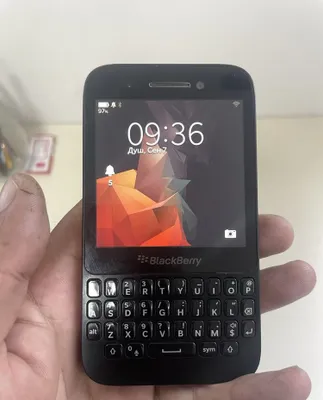 BlackBerry Q5 нархи 10$ 1