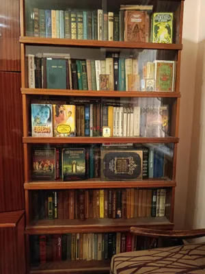 Продаются книги в хорошем состоянии поштучно 1