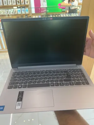 Noutbook Lenovo i3 8/256