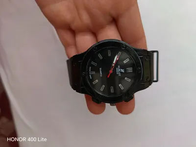 Соат сотилади 1