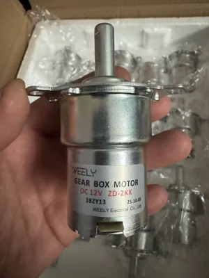 Bu Weely ZD-2KX rusumli doimiy tok elektr dvigateli.