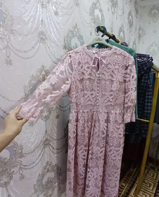 Toy uchun kiyim uzunligi oyoqdan tushad 1