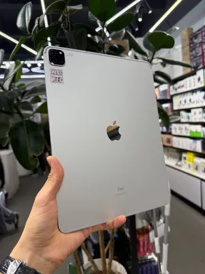 iPad Pro 12.9-inch M1 Sim karta 1