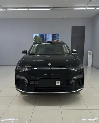 Leapmotor C 11 rasmiy dillerdan 3 yil kafolat va bonuslari bilan 1