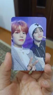 Stray Kids rasmiy yunit fotokartasi 1