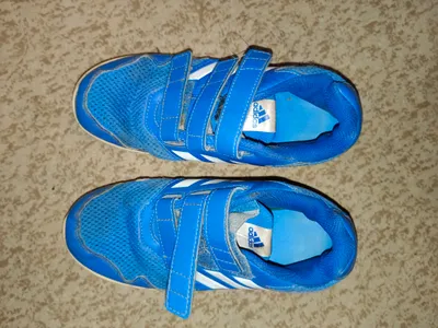 Adidas krossovkalari 1