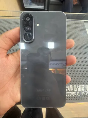 Samsung A56 1