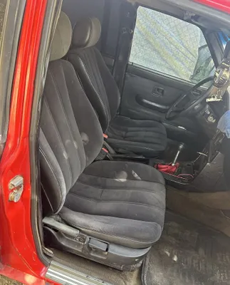 BMW E34 o‘rindig‘i 1