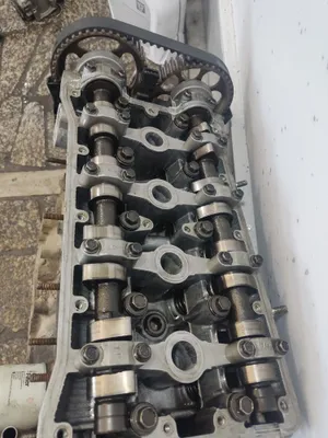 Motor Lacetti 1,6 головка (srochno) 1