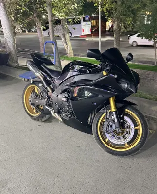 yamaha R1 Crosplen 2015 1