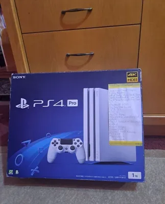 Sony PlayStation 4 Pro 1TB + 2 ta joystik 1