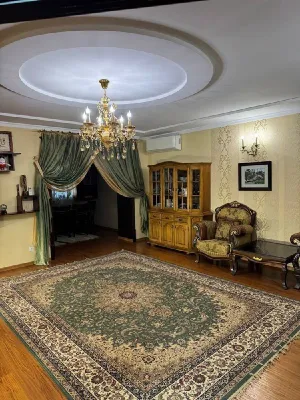4-комнатная квартира, 120 м², Мирзо-Улугбек 1
