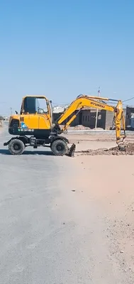 Экскаватор Hyundai 55 1