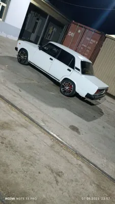 Продаётся автомобиль 1