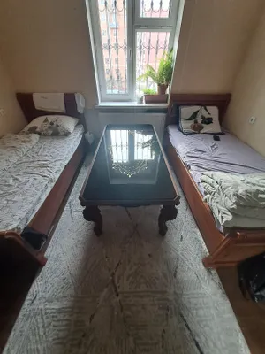 Стол с стеклянный покритиям 1