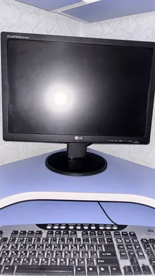 Монитор LG диагональ 19 дюймов 1