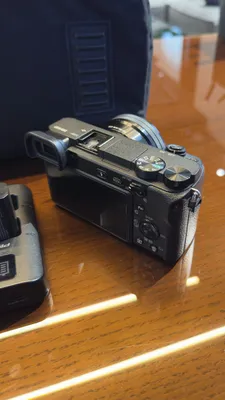 Sony Alpha α6400 / ILCE-6400 1