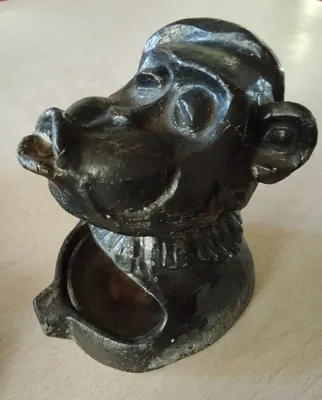 «Maymun chekmoqda» kuldon 1