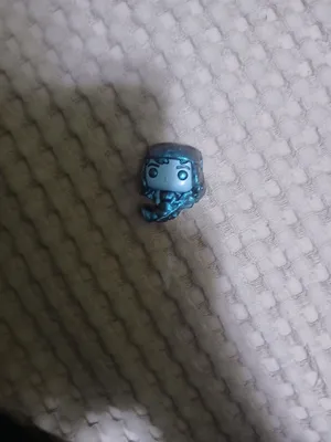 Kinder Joy Stranger Thinks Nensi G‘alati voqealar