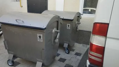 Металлические мусорные баки в Ташкенте 1