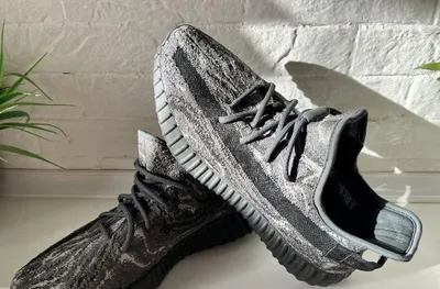 Yeezy Boost 350 V krossovkalari 1