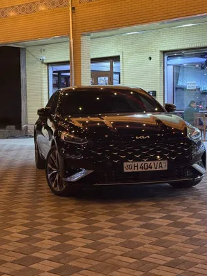 KIA K8 avtomobili 1